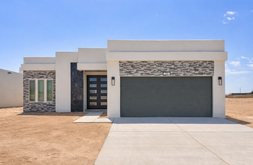 733 Paseo Del Agua St