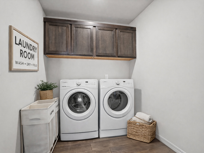 Appliances shown for illustration purposes only and may vary.