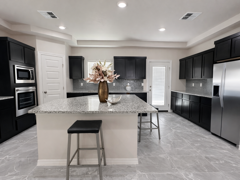 Appliances shown for illustration purposes only and may vary.