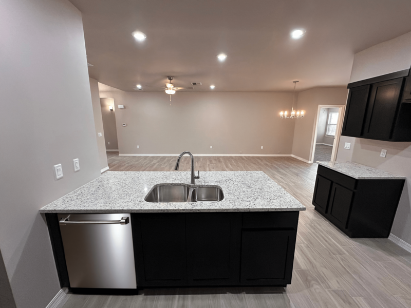 Appliances shown for illustration purposes only and may vary.