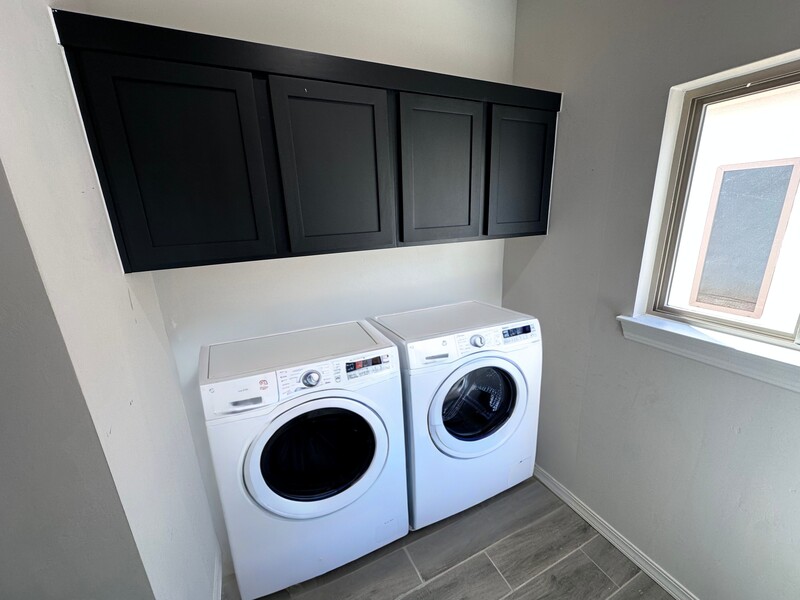 Appliances shown for illustration purposes only and may vary.