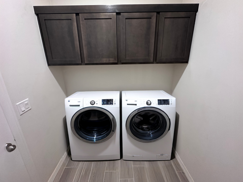 Appliances shown for illustration purposes only and may vary.