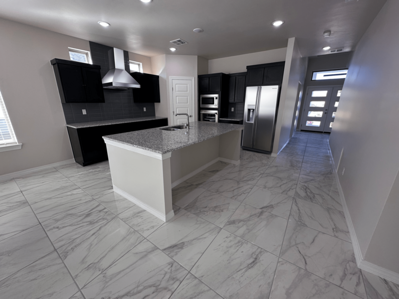 Appliances shown for illustration purposes only and may vary.