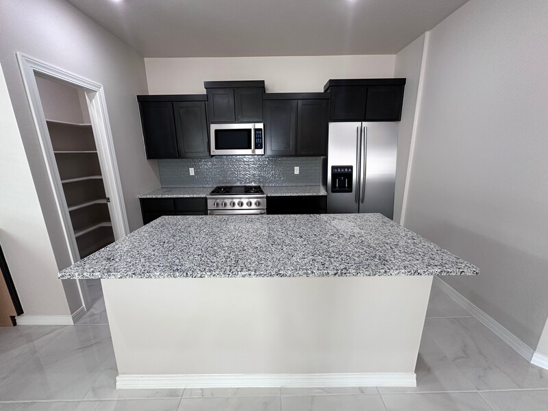 Appliances shown for illustration purposes only and may vary.