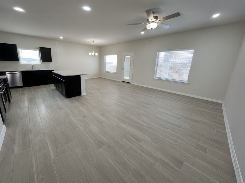 Appliances shown for illustration purposes only and may vary.