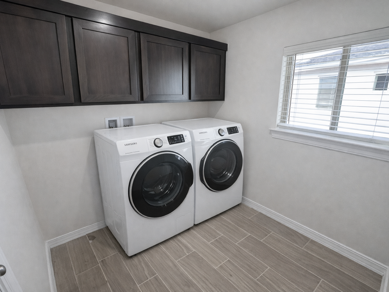 Appliances shown for illustration purposes only and may vary.