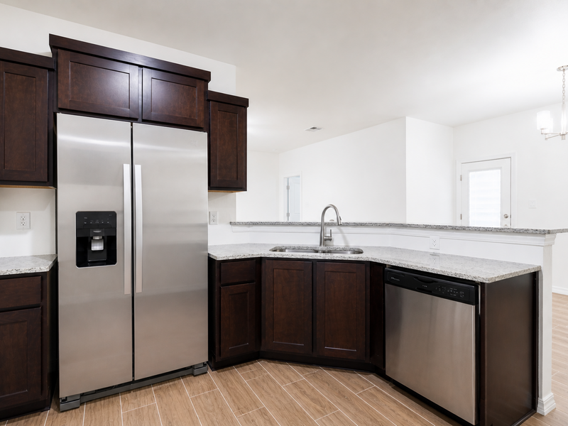 Appliances shown for illustration purposes only and may vary.